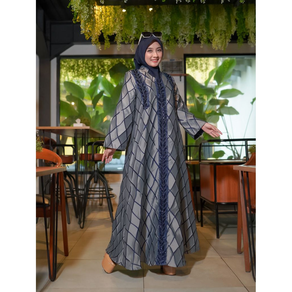 Abaya kerajaan, untuk acara dan hari libur Royal jalabiya, for occasions and holidays Dari Lelas Store