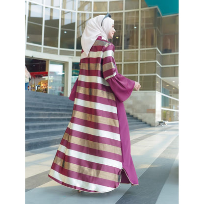 Abaya Bergaris Ungu Bersulam Elegan Dari Lelas